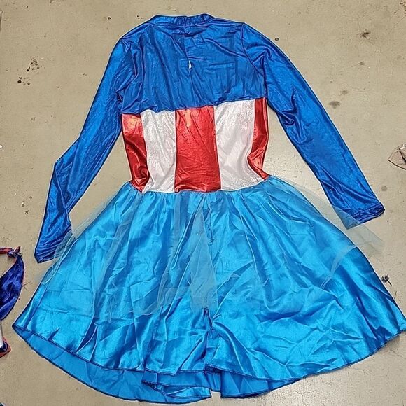 Child Large 12-14 Marvel American Dream Halloween Costume dress, Cape, shield, - Picture 2 of 7